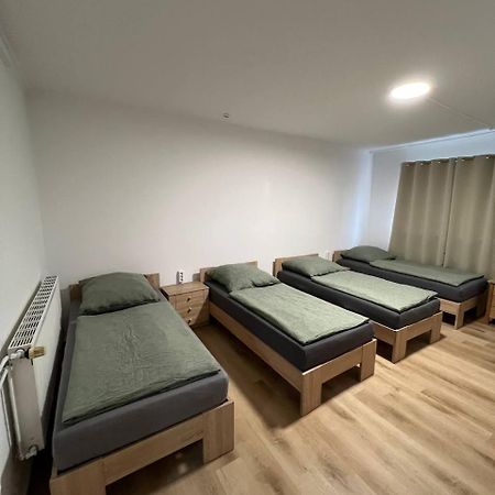 Messe Und Monteurzimmer Sehnde Kültér fotó