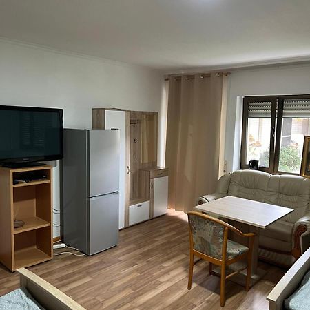 Messe Und Monteurzimmer Sehnde Kültér fotó