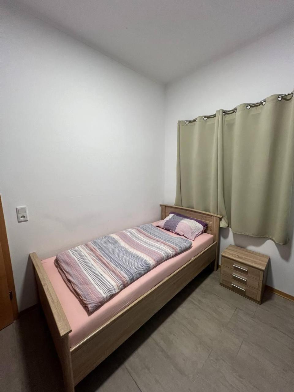 Messe Und Monteurzimmer Sehnde Kültér fotó