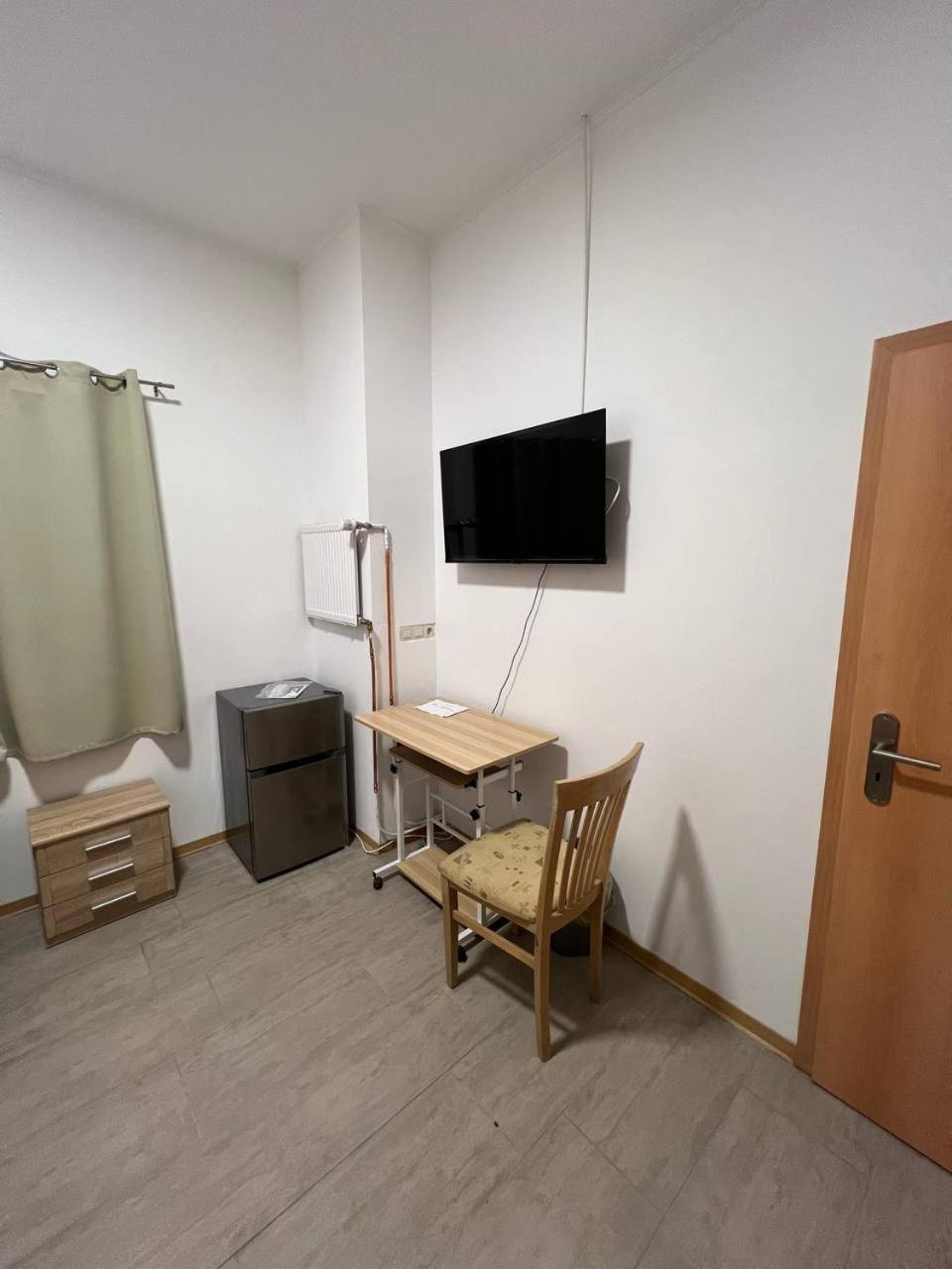 Messe Und Monteurzimmer Sehnde Kültér fotó