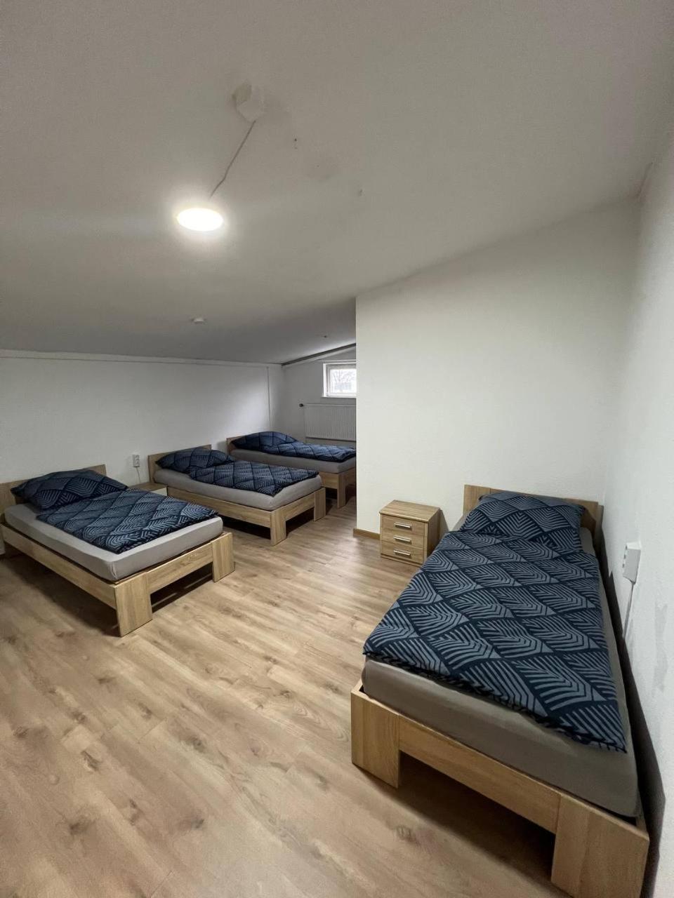 Messe Und Monteurzimmer Sehnde Kültér fotó